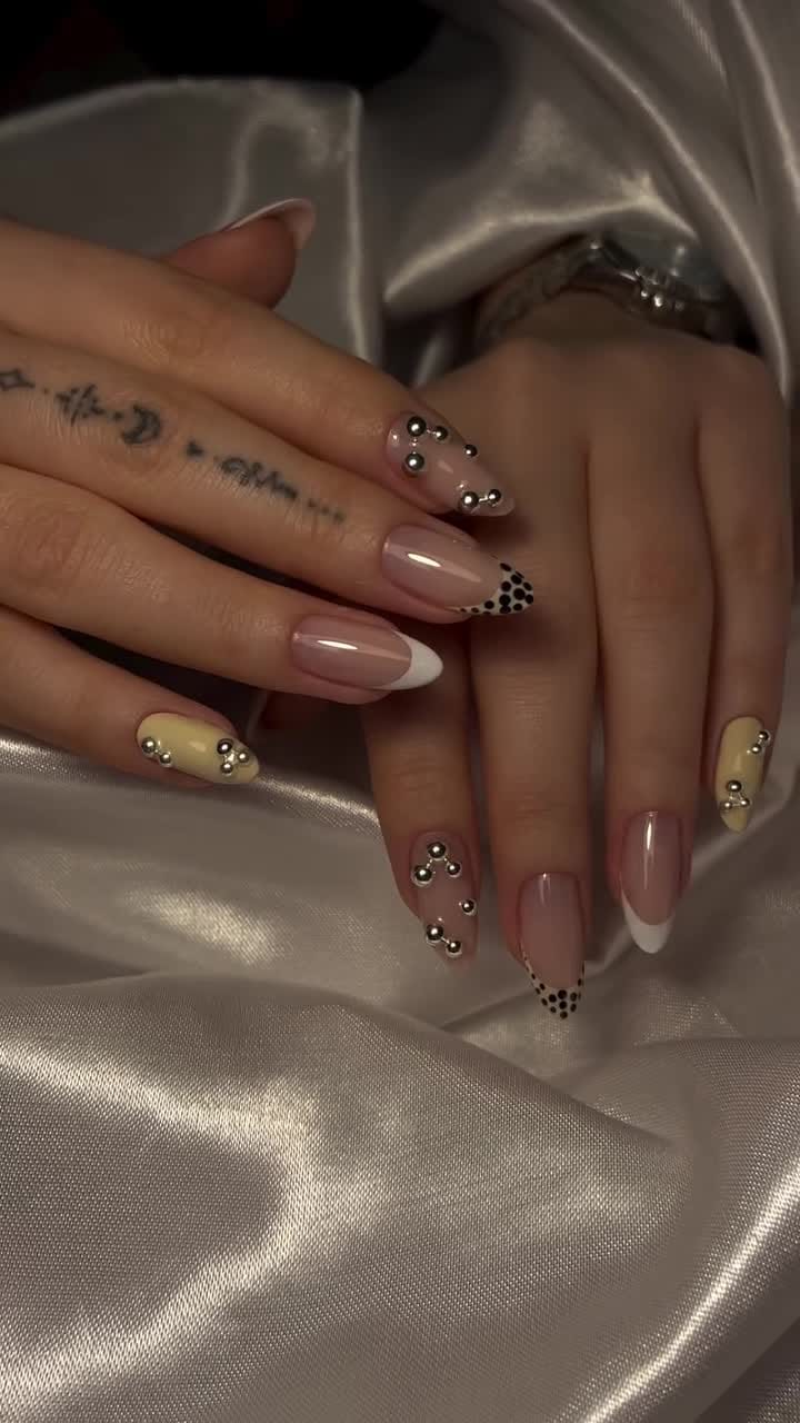 Bulut Nail Room atölyesinden tırnak uygulaması
